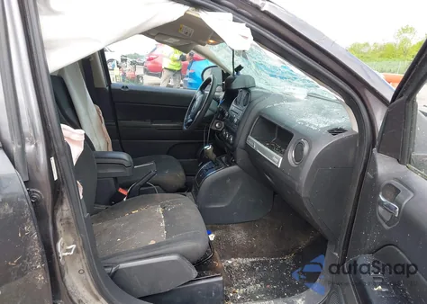 2016 Jeep Compass Sport из США, поврежденный, VIN 1C4NJDBBXGD571815